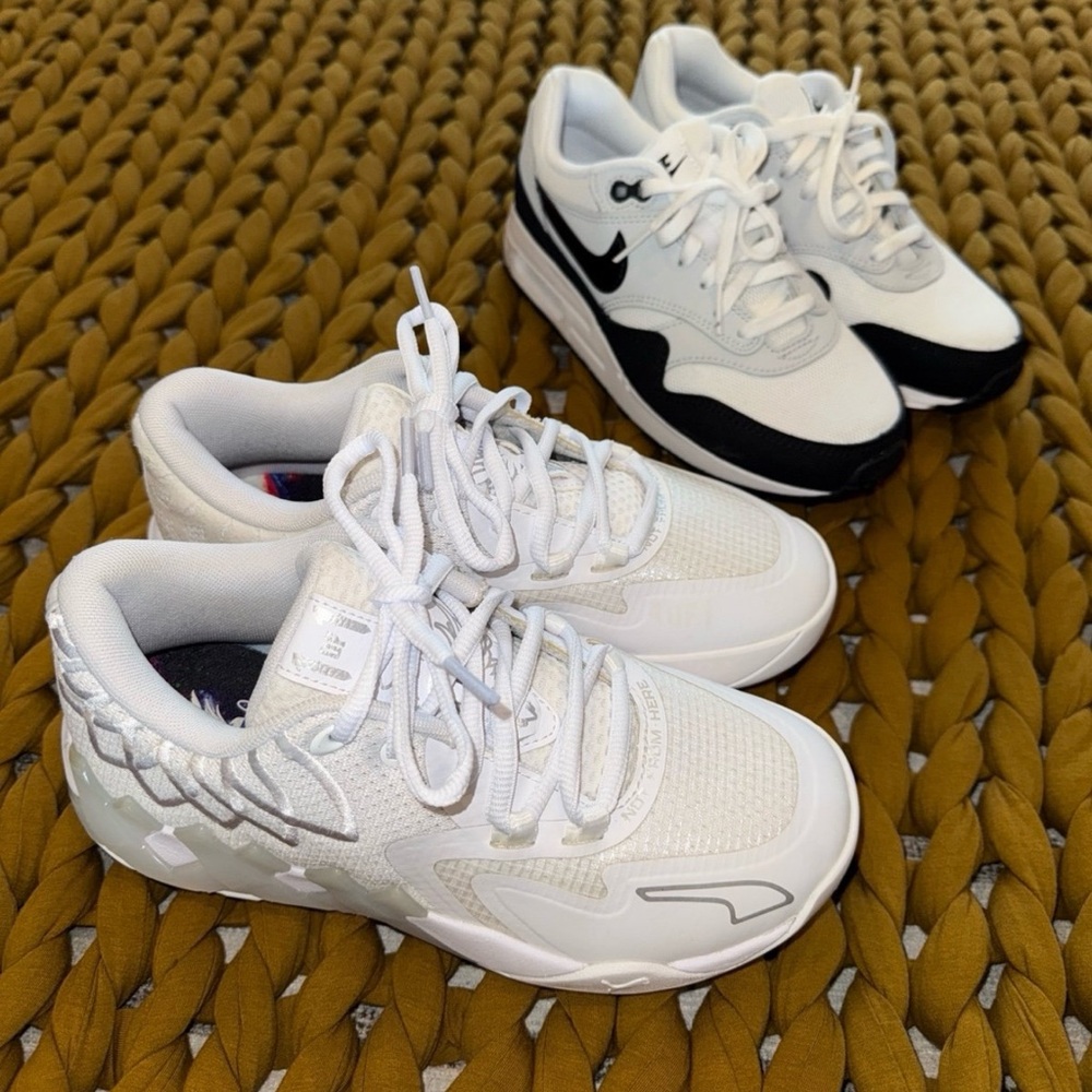 Kids Shoe Bundle Size 4